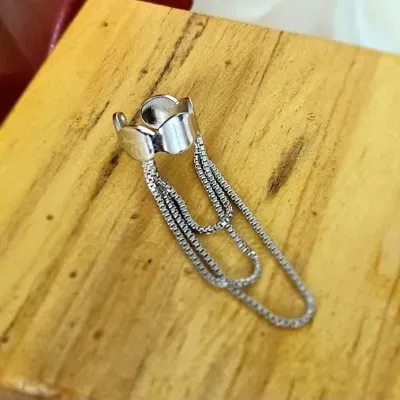 piercing rodio base grossa com curvas lisa com 2 correntes penduradas